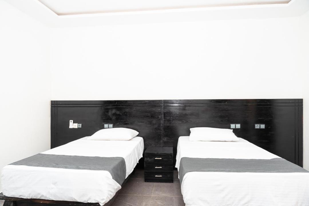 Airport Inn Hotel لومي المظهر الخارجي الصورة