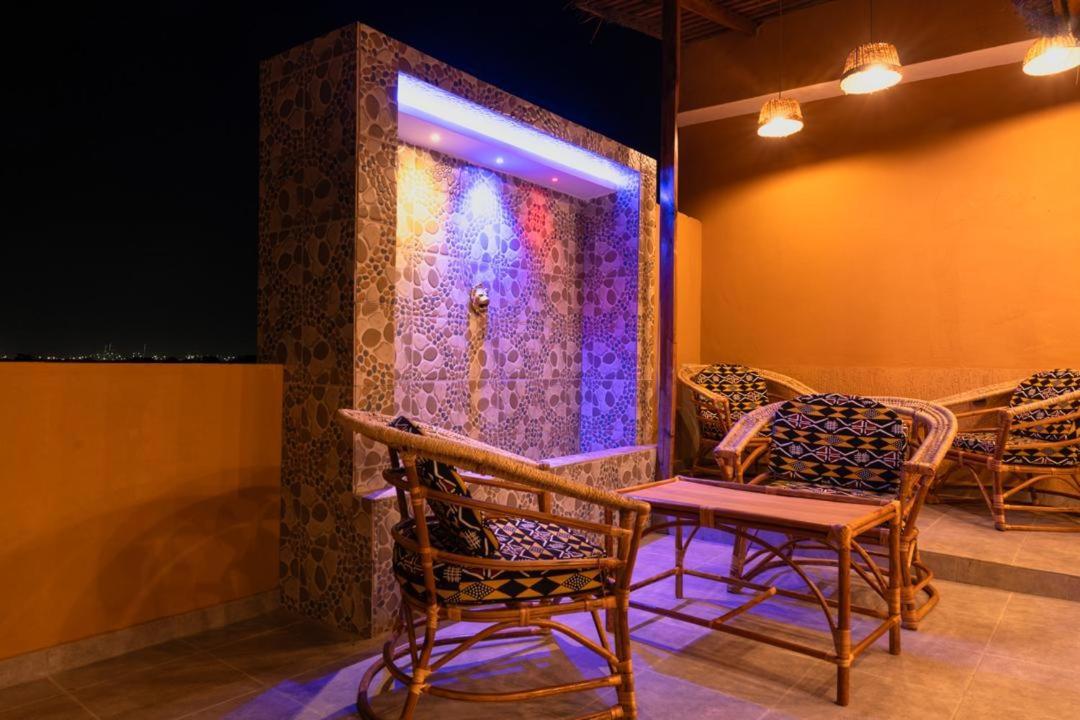 Airport Inn Hotel لومي المظهر الخارجي الصورة